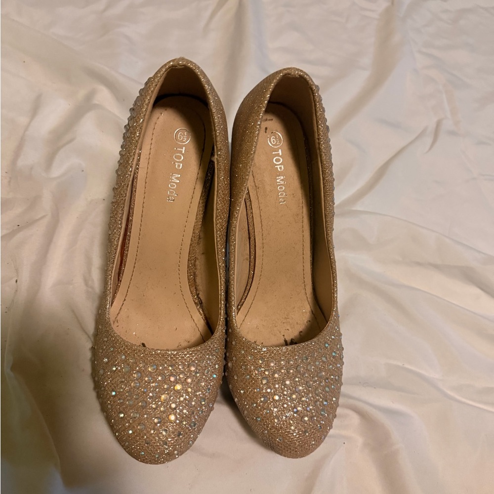 TOP Moda Glitter Crystal Embellished Round-Toe Flats in Champagne Gold